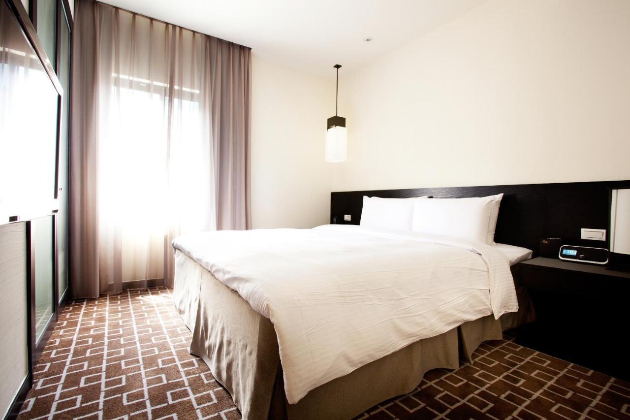 The Corner House Hotell Taipei Exteriör bild