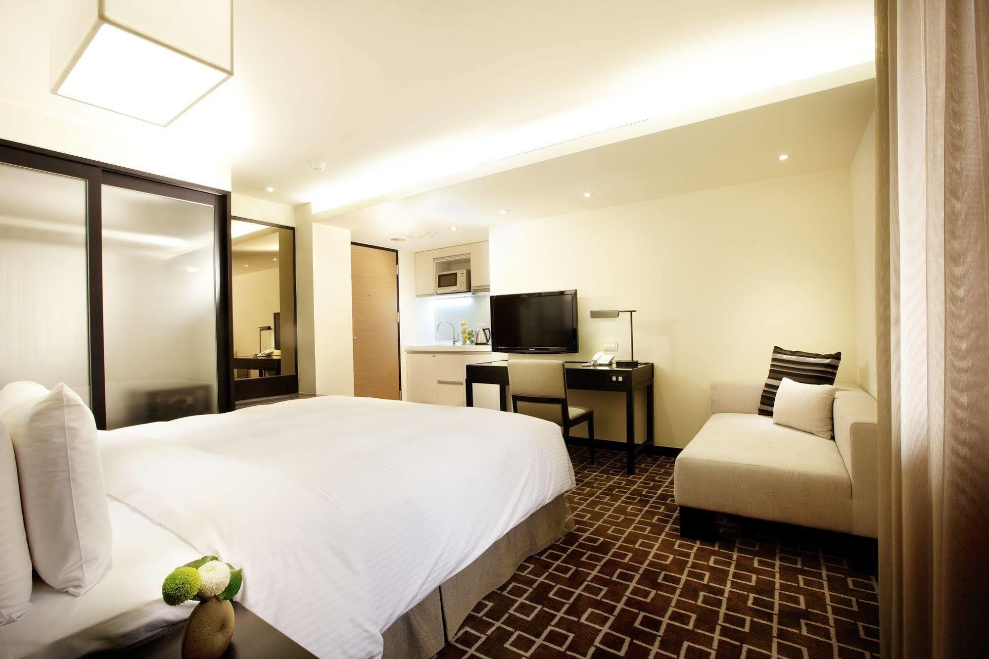 The Corner House Hotell Taipei Exteriör bild