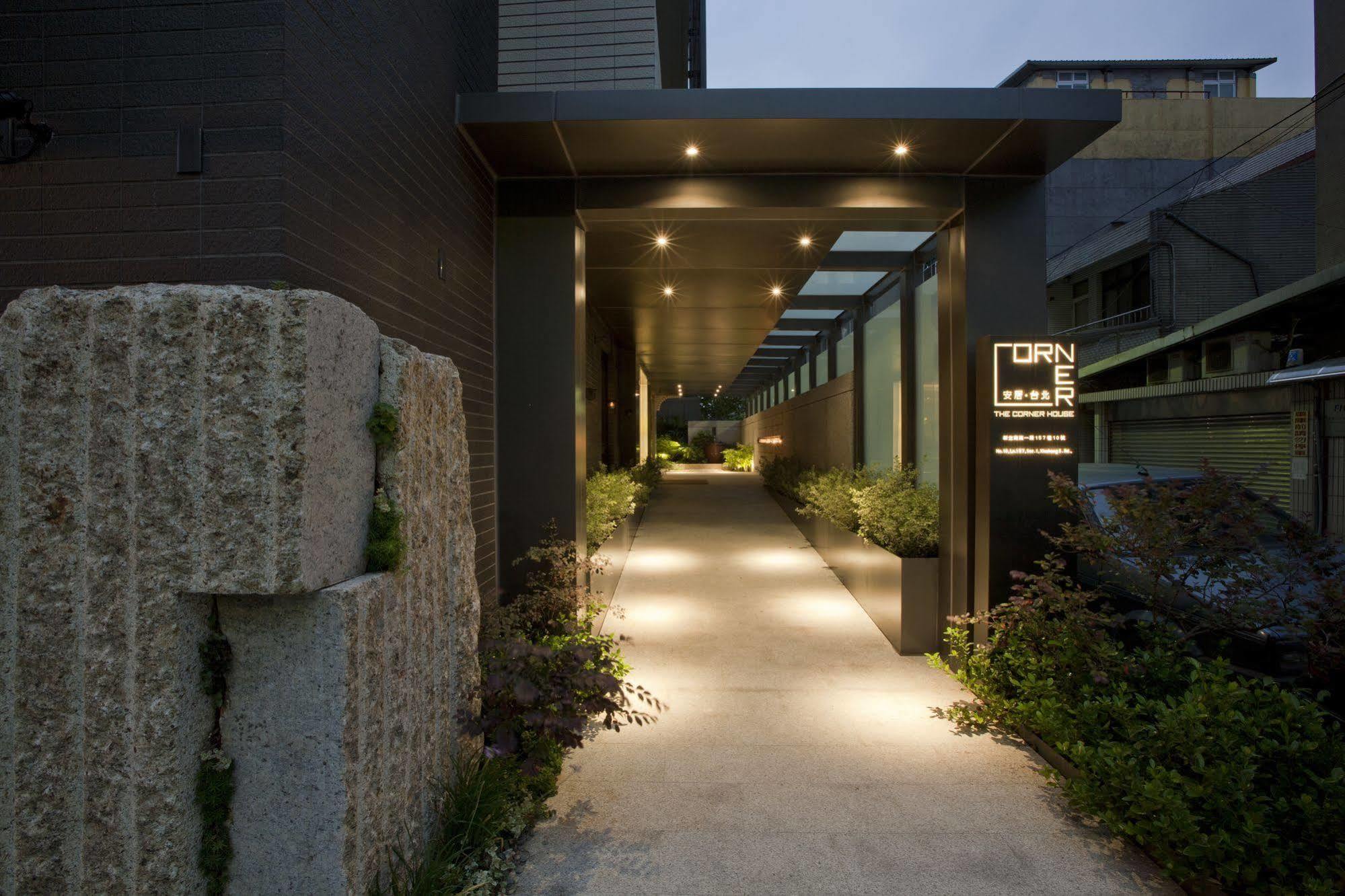 The Corner House Hotell Taipei Exteriör bild