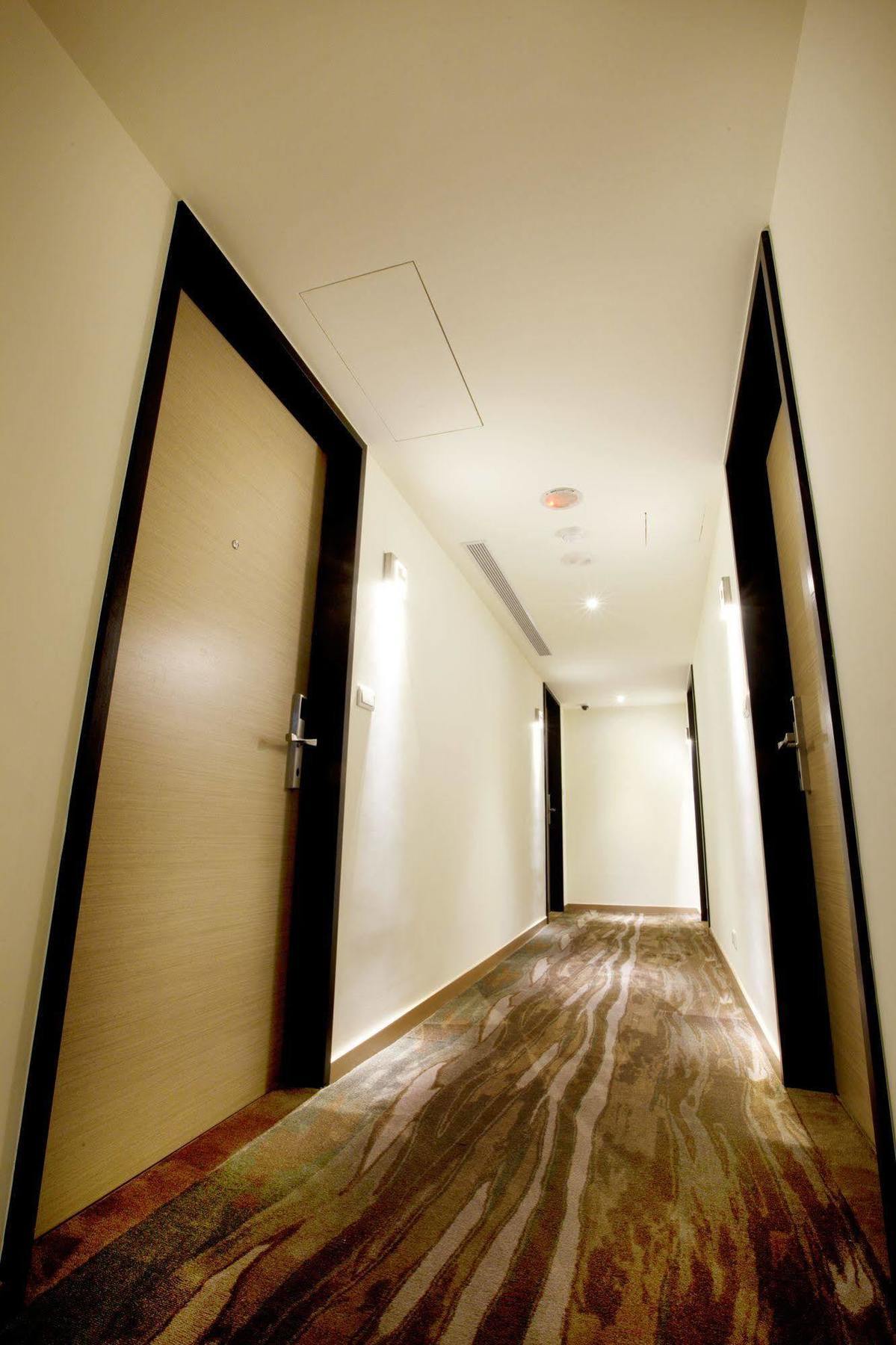The Corner House Hotell Taipei Exteriör bild