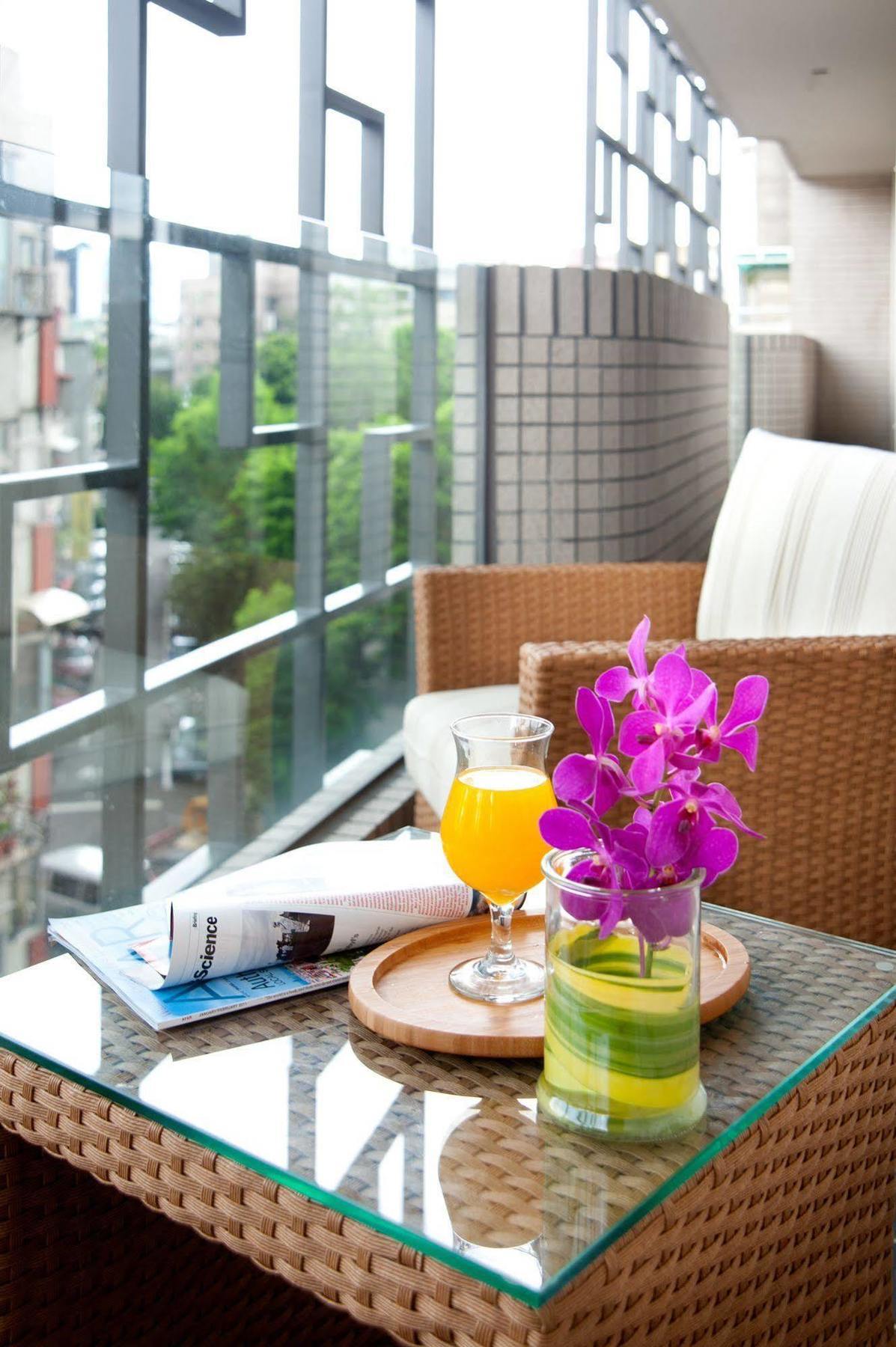 The Corner House Hotell Taipei Exteriör bild